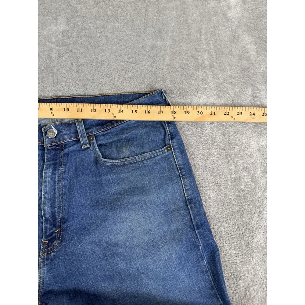 Levis measurements are